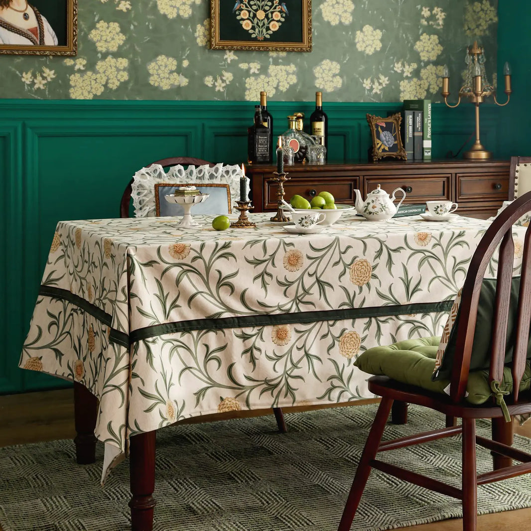 Elegant Velvet Floral Tablecloth 67"x102"